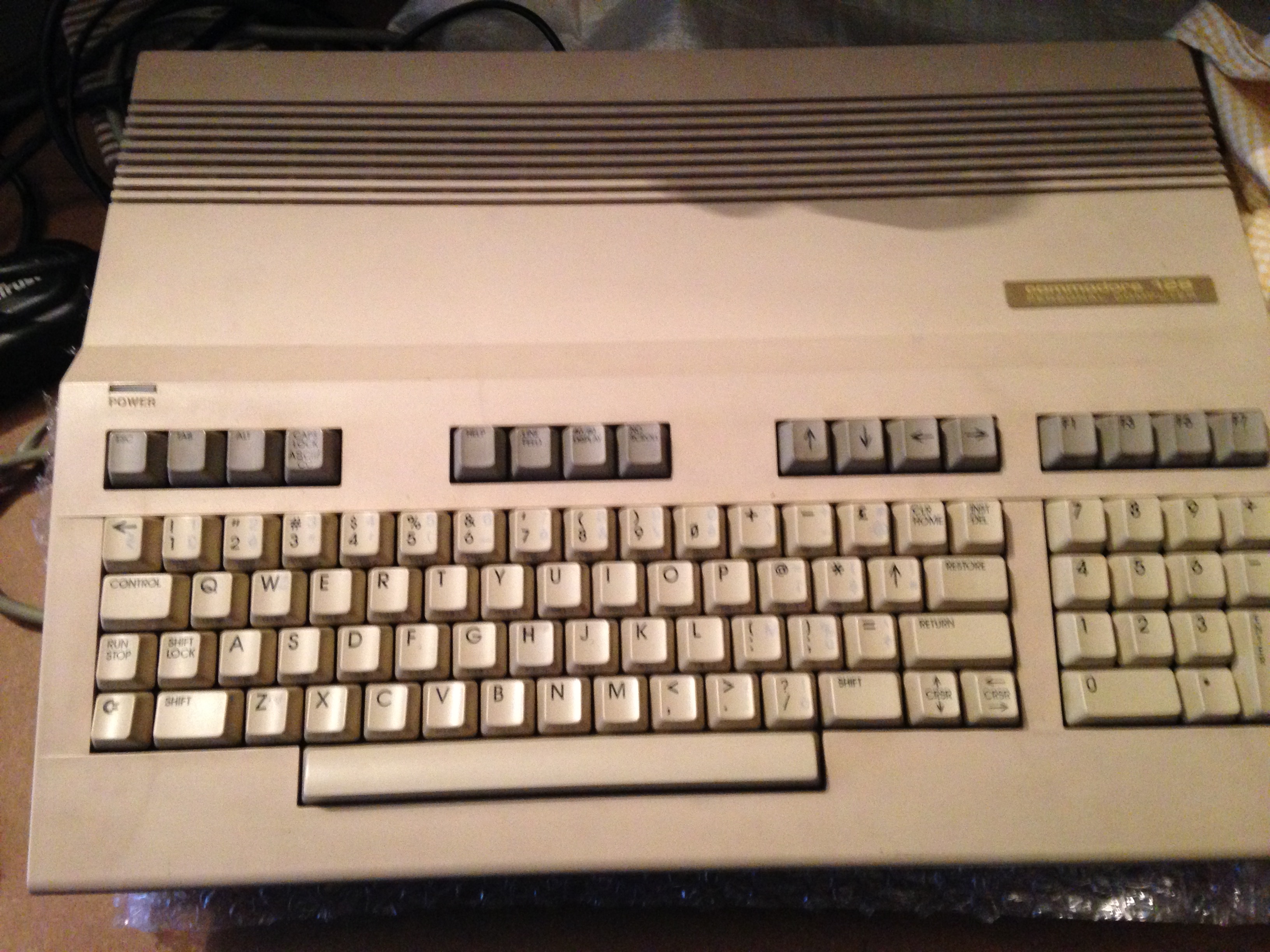 Commodore 128